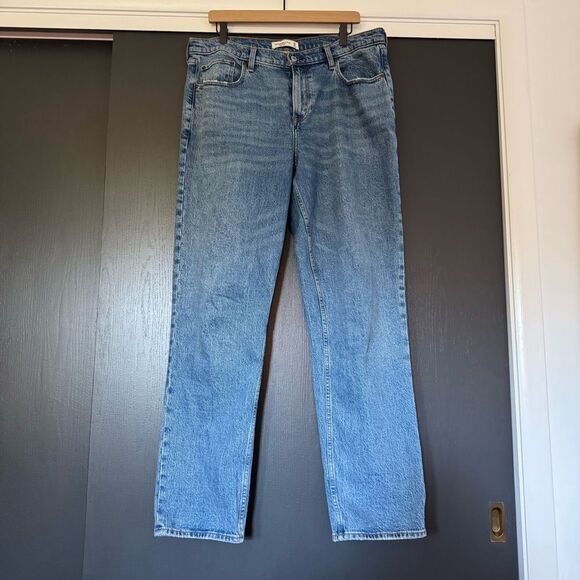 Abercrombie & Fitch Denim - Abercrombie The Straight Mid Rise Jeans Curve Love sz 32/14 LONG